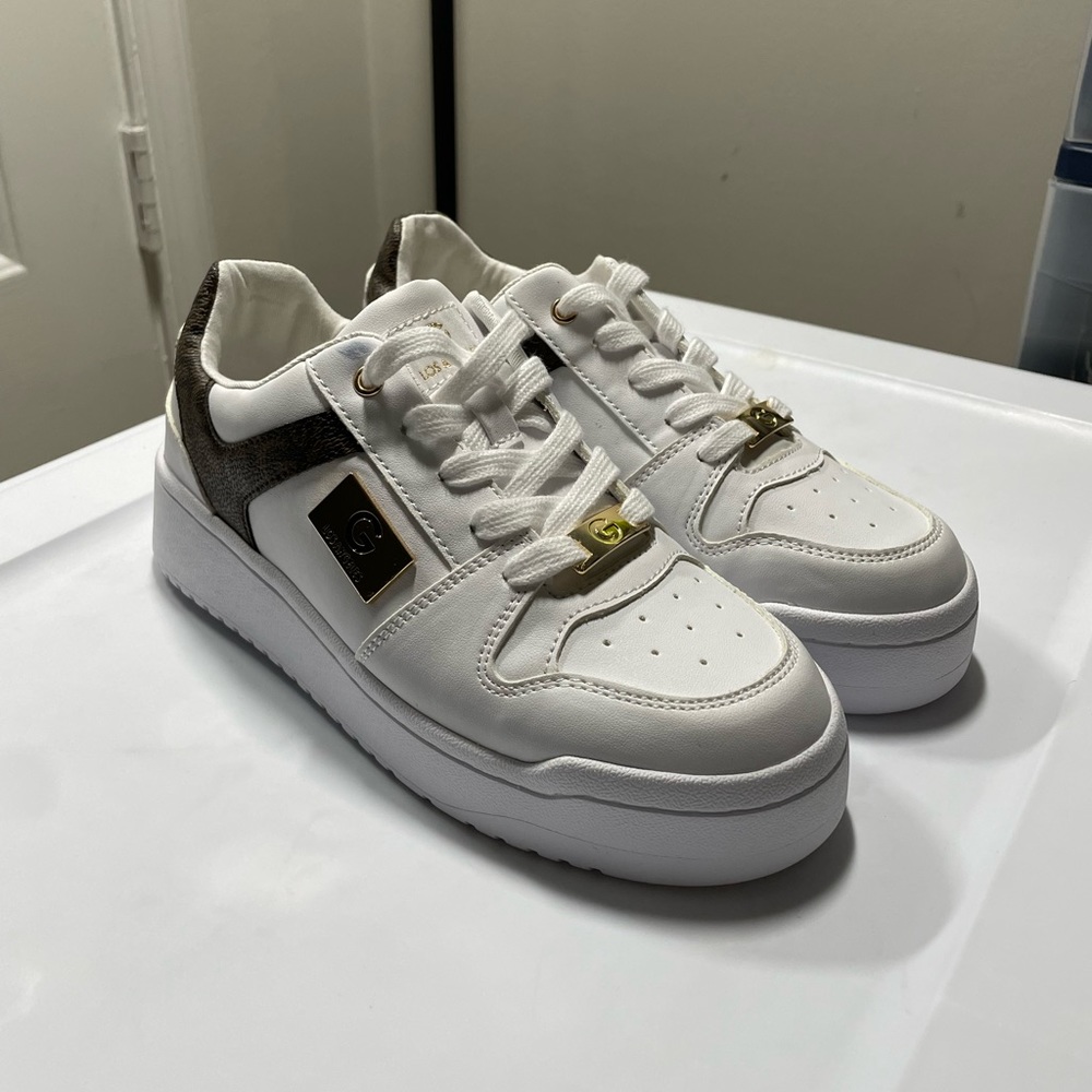 GBG Los Angeles Shoes